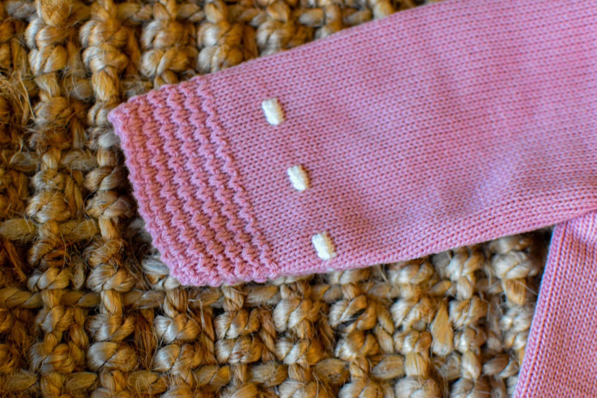 Knit Lines with embroidered Neck in Old Pink