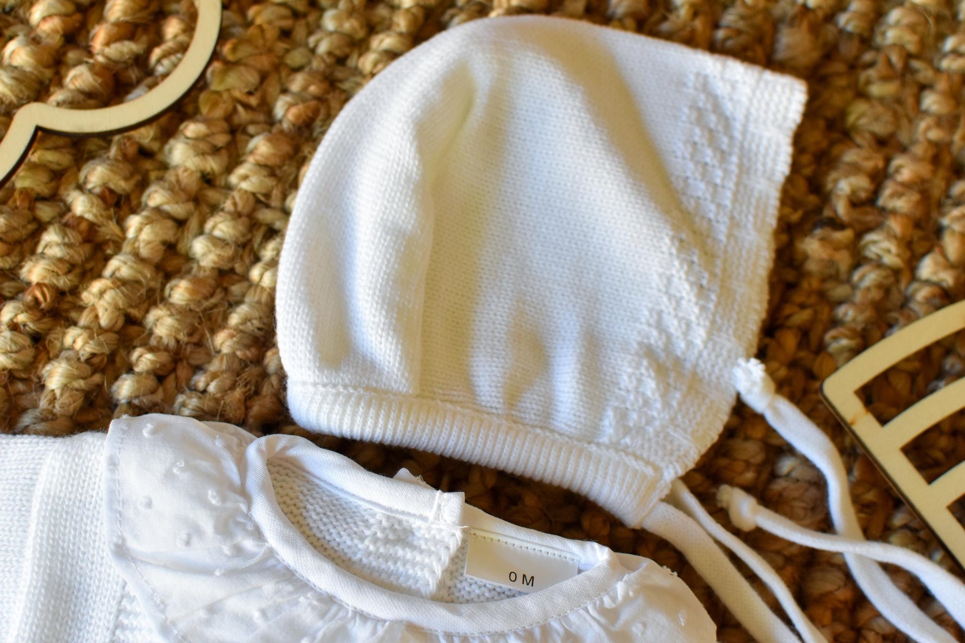 Knitted Bow and Lace in White