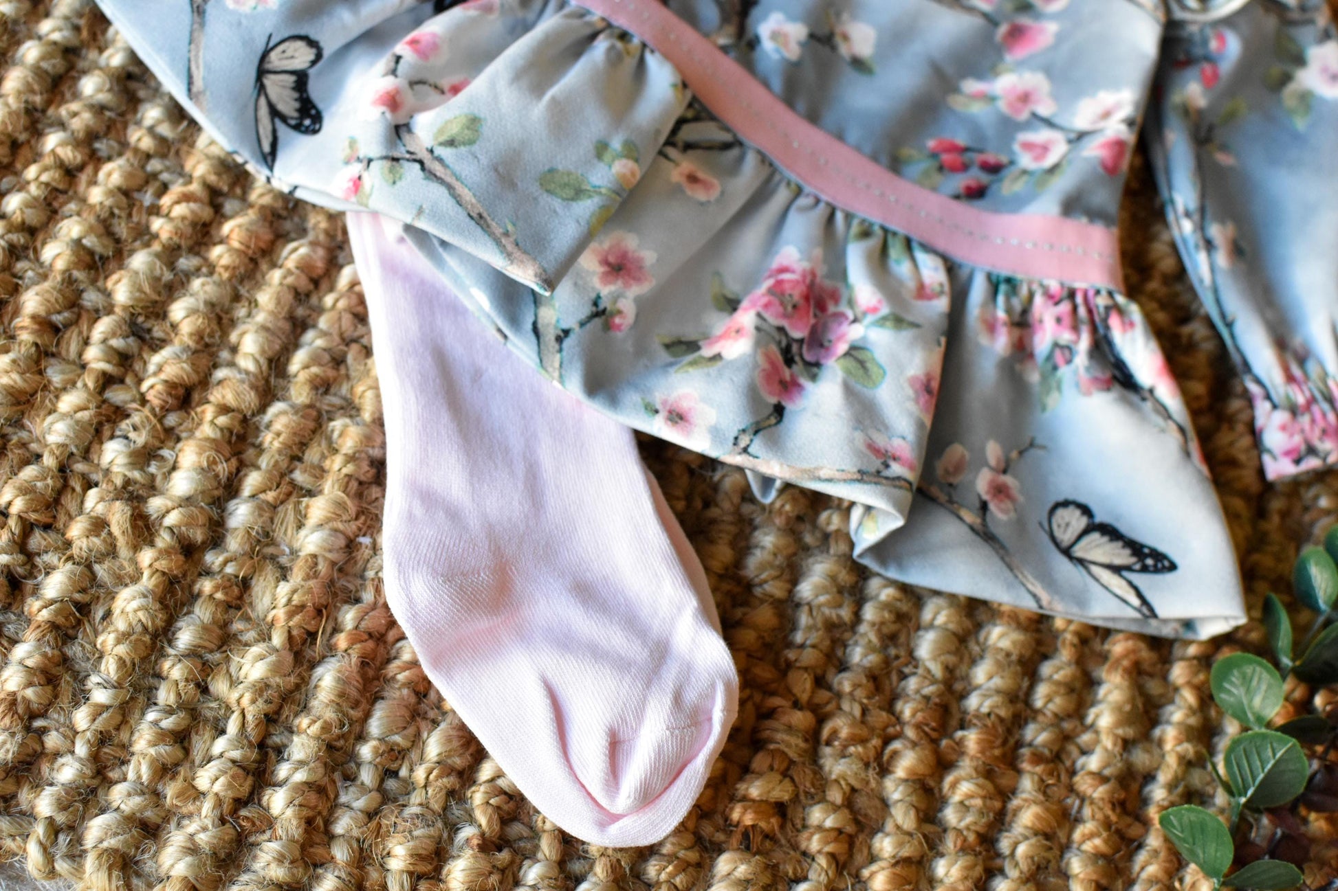 Dress Flower in Grey