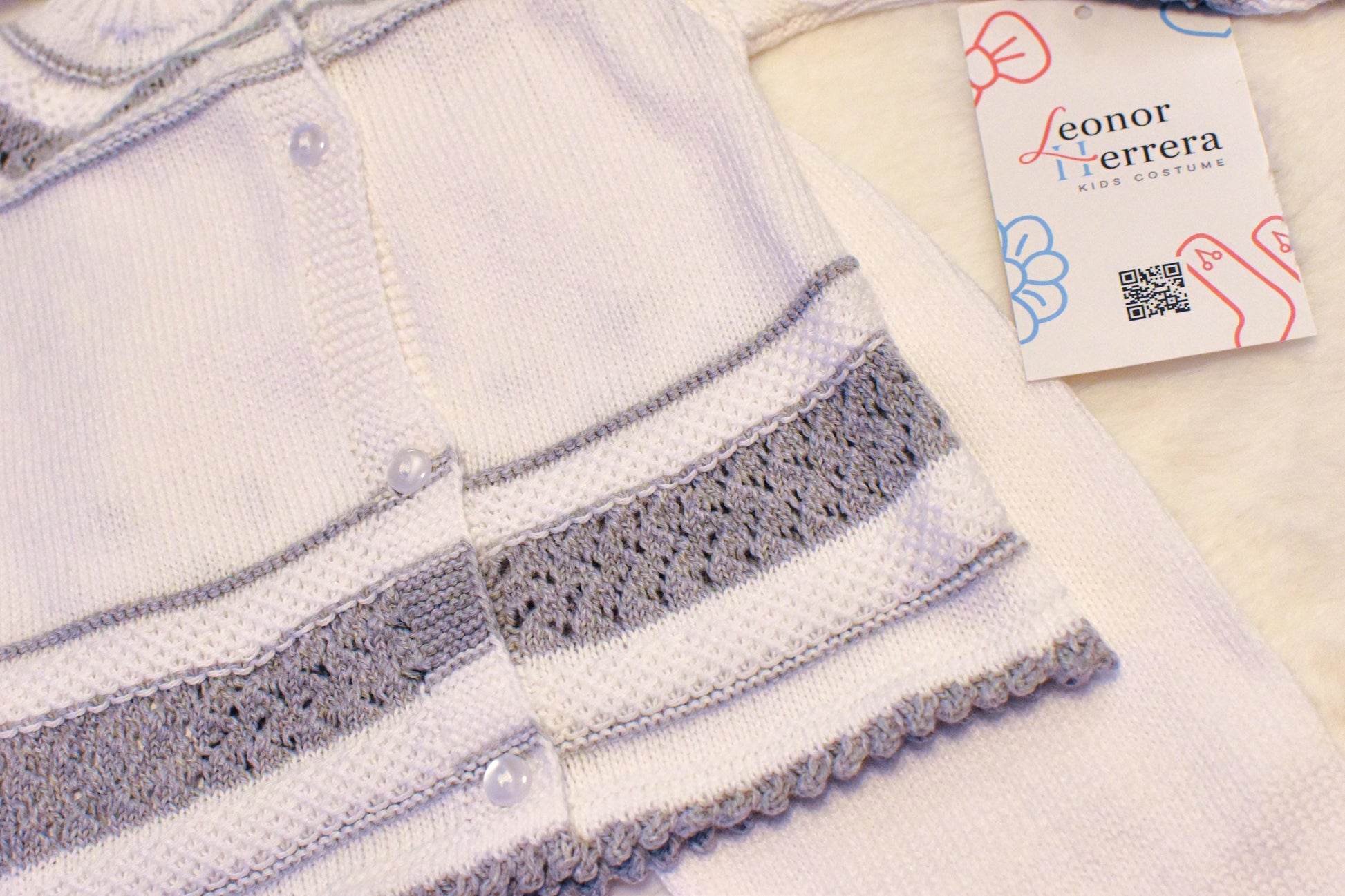 Knit Cotton Set in White - Grey