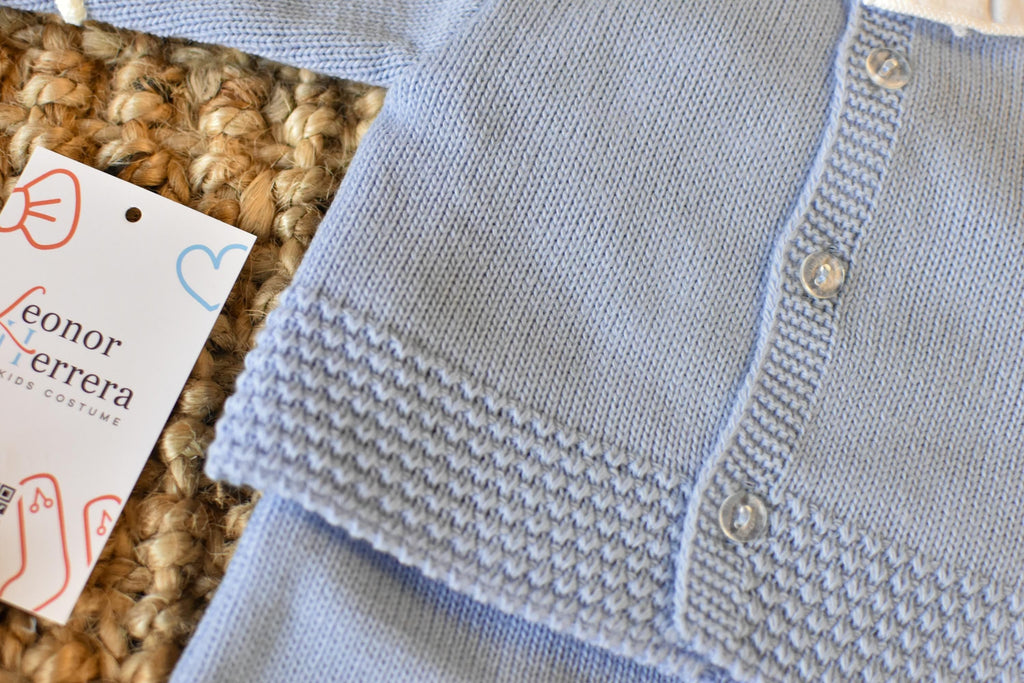 Knit Lines with embroidered Neck in Blue