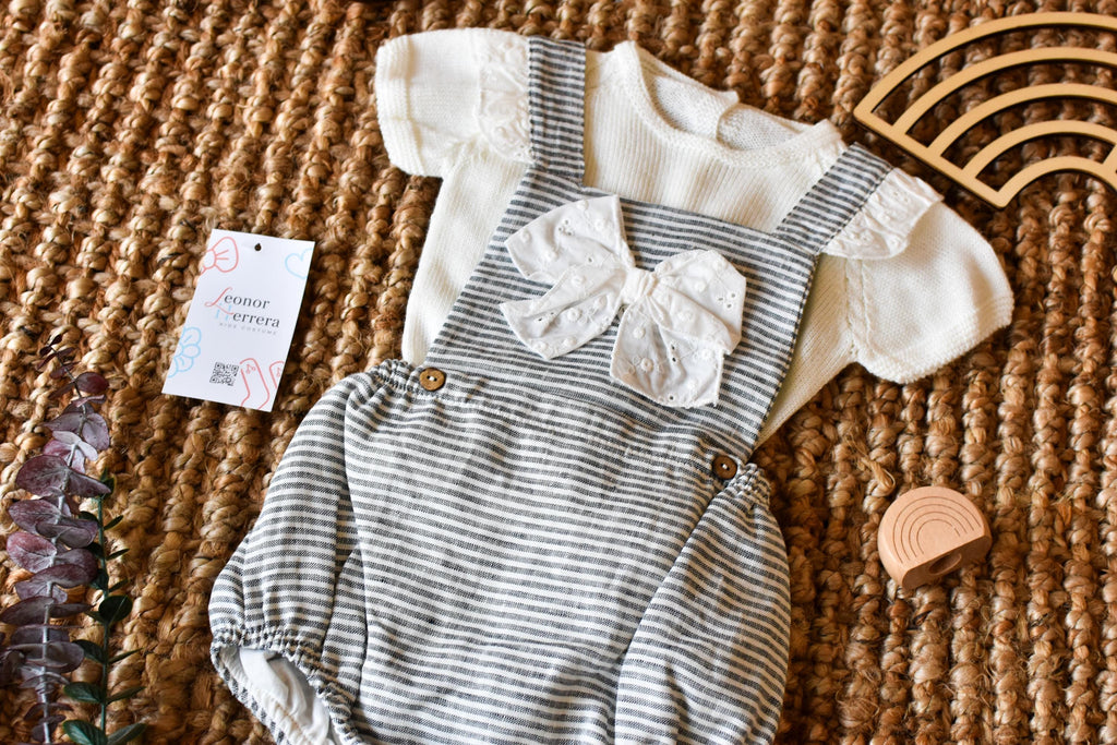 Peto set with lines and Center bow