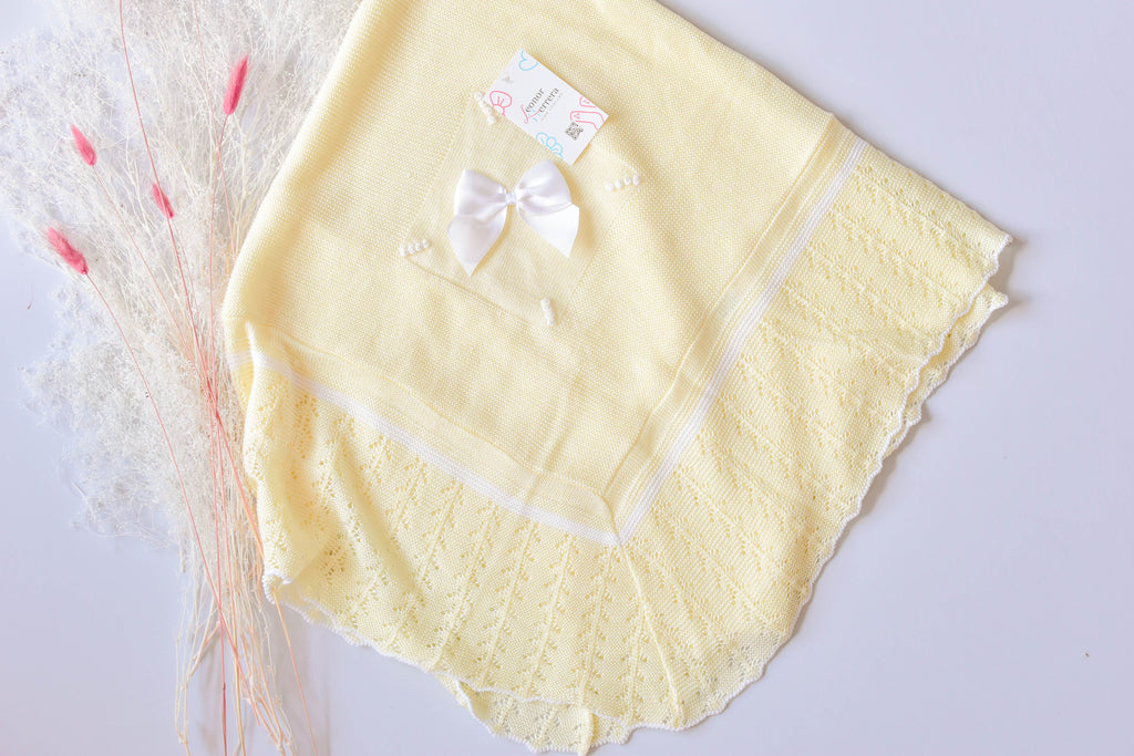 Blanket Embriodery Bow in Yellow