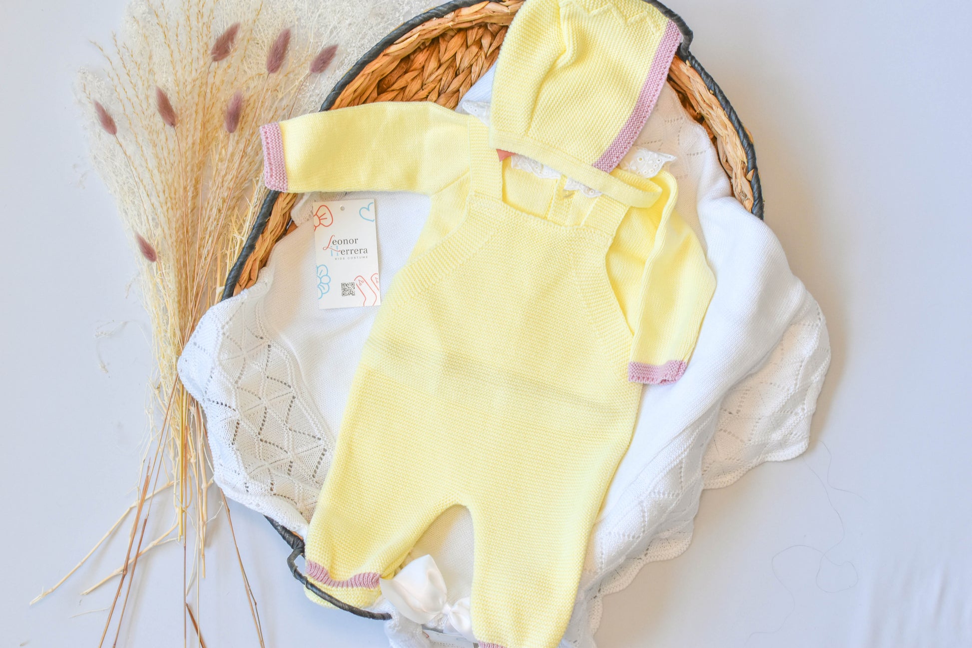 Romper Embroidered in Pink - Yellow