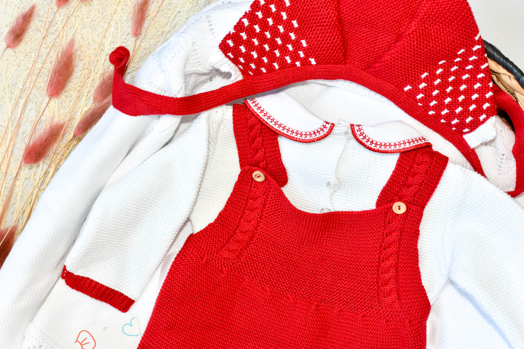 Knitted Newborn set in Red