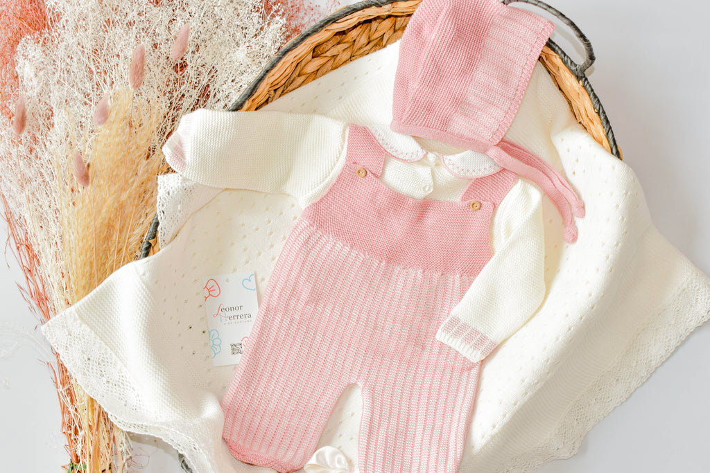 Romper Knitted Newborn set in Old Pink