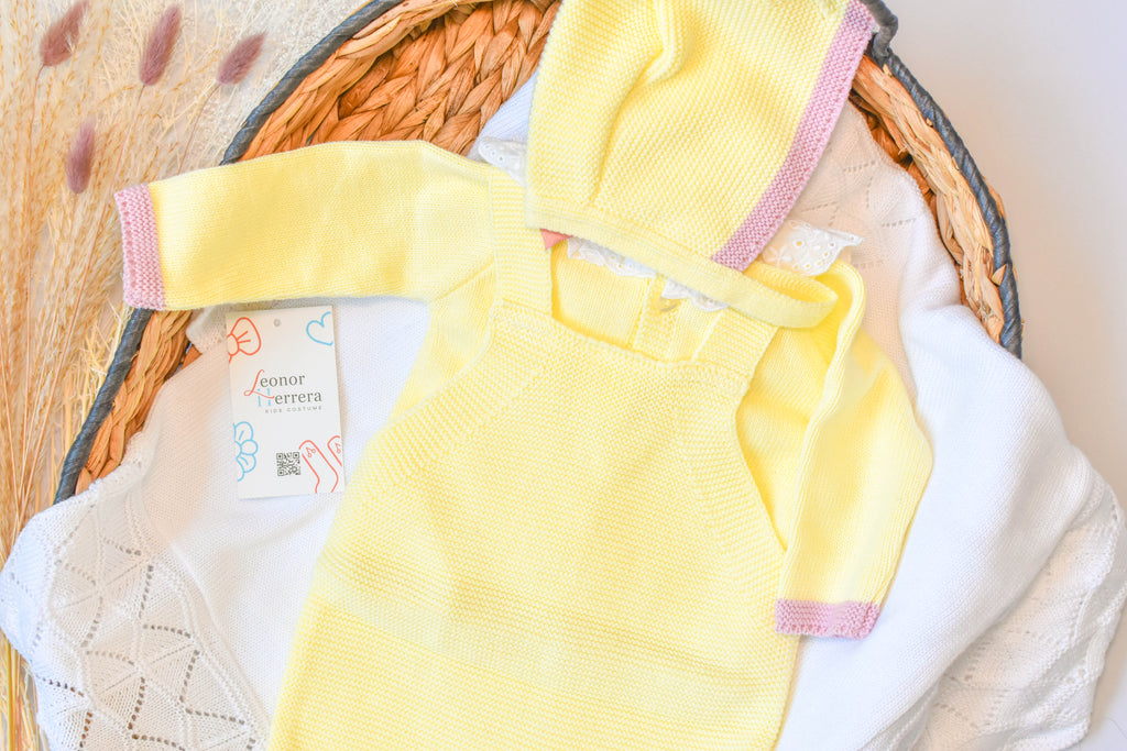 Romper Embroidered in Pink - Yellow