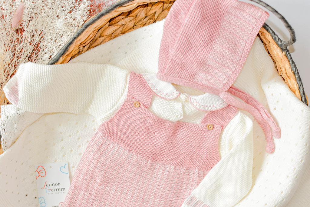 Romper Knitted Newborn set in Old Pink