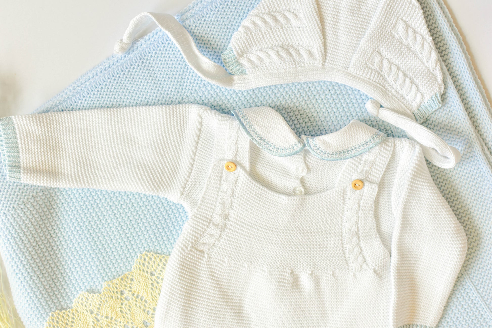 Romper Doble Cable in White - Blue