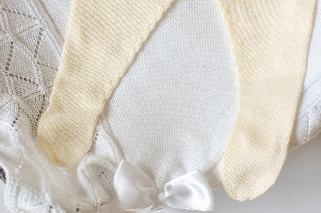 Knit embroidered lace in Beige