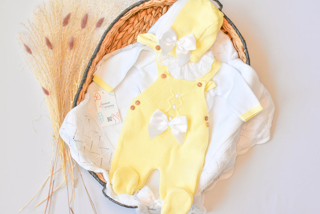 Romper Embroidered in Yellow