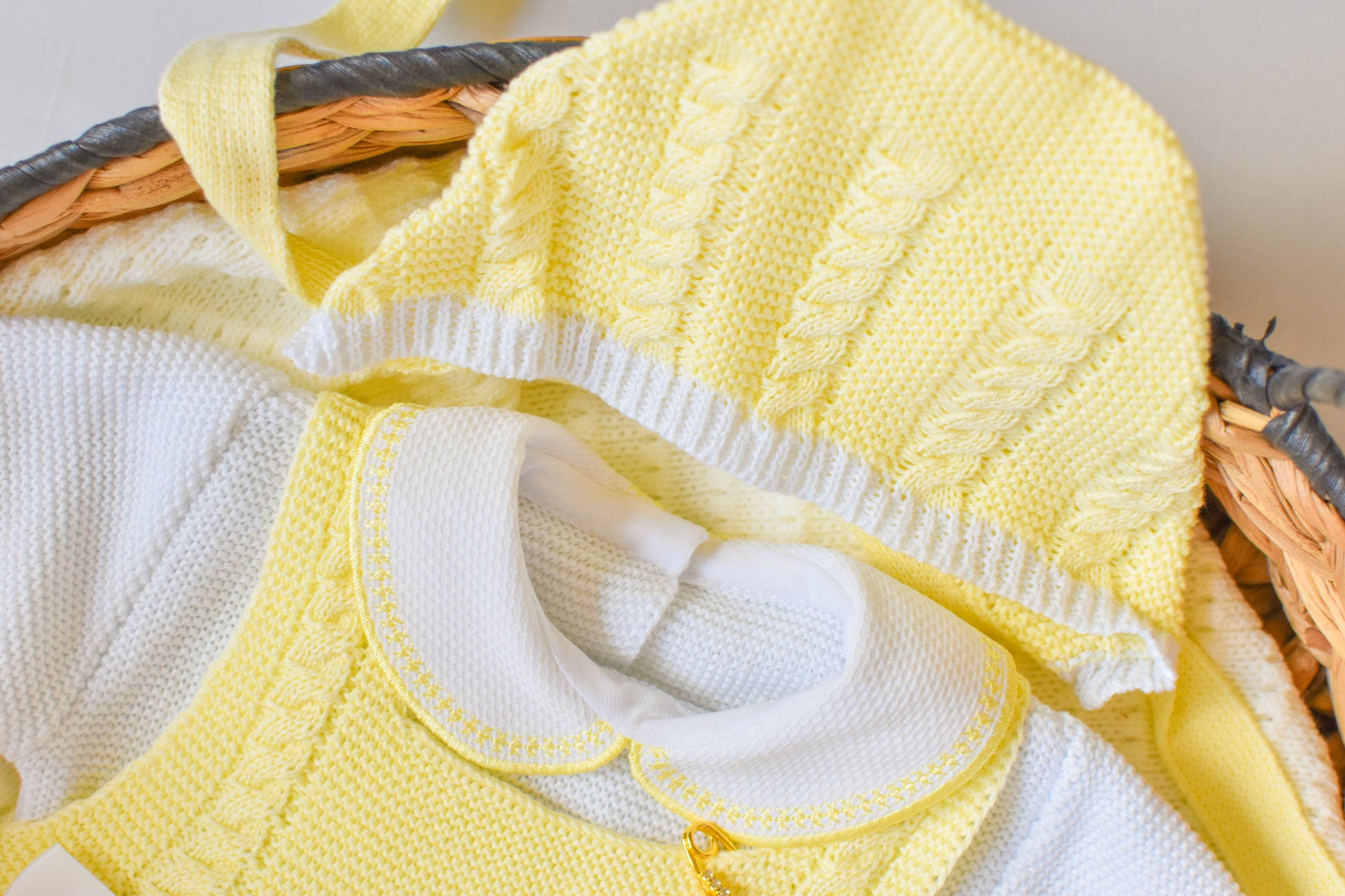 Romper Doble Cable in Yellow