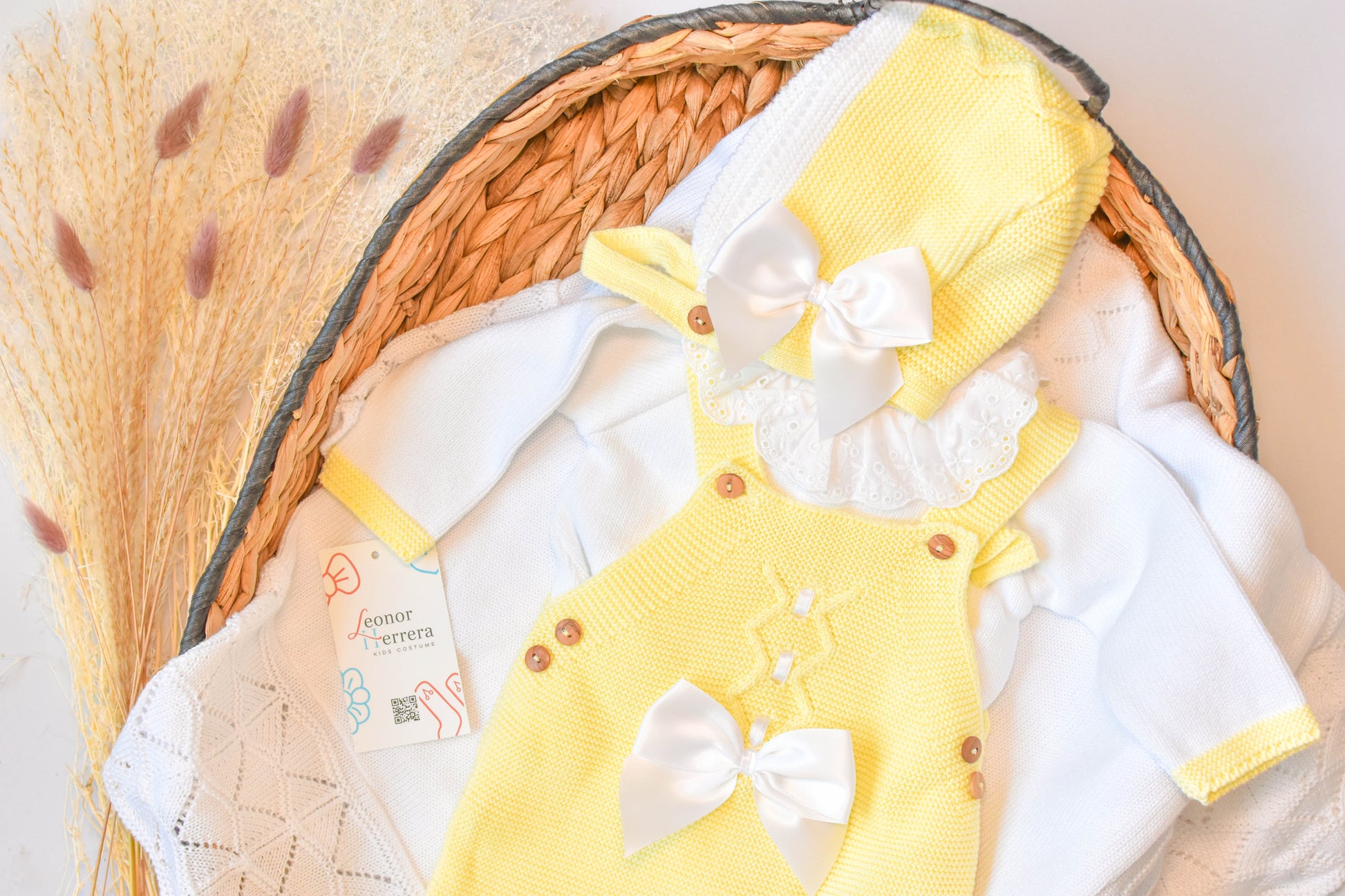 Romper Embroidered in Yellow