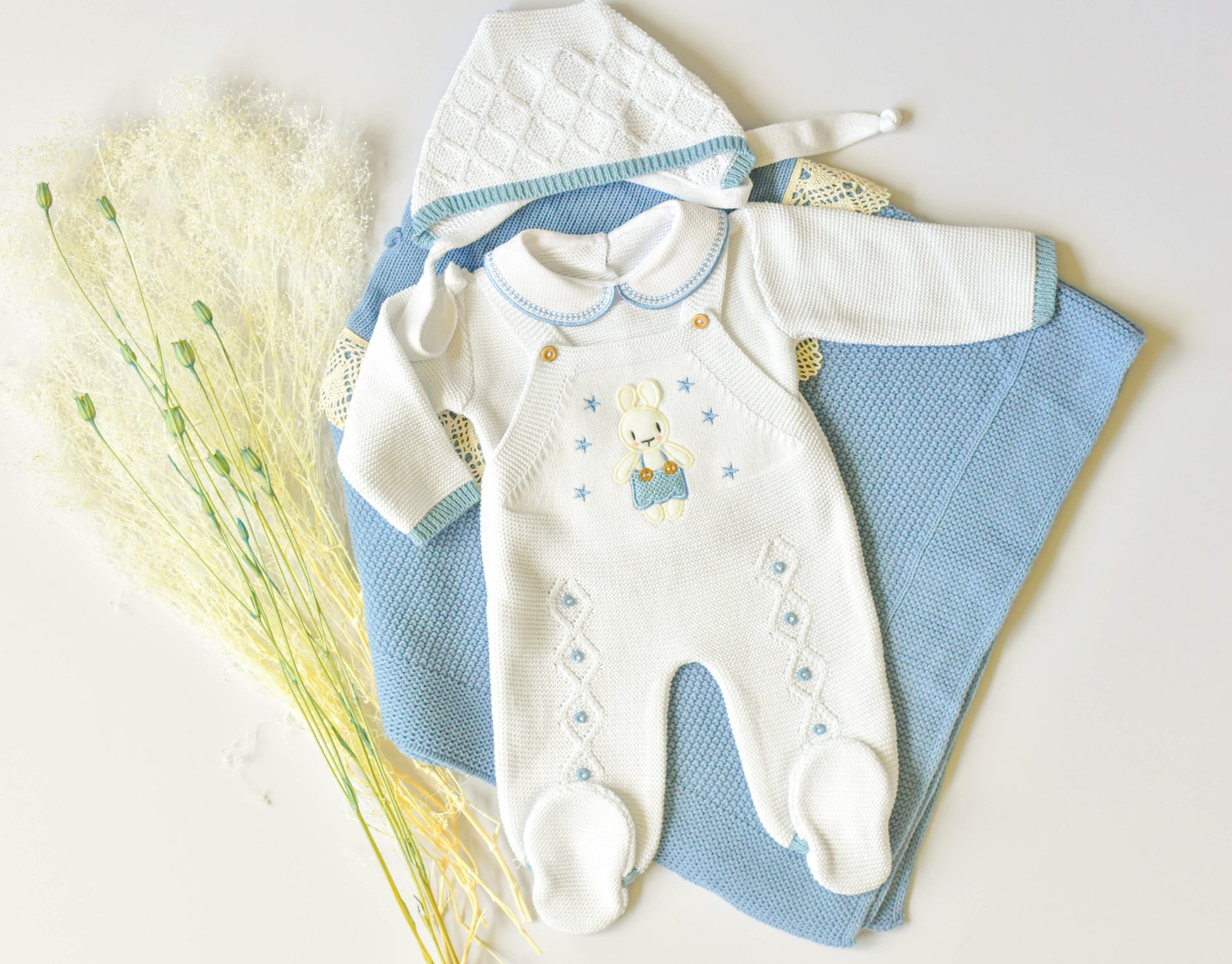 Knit Bunny in White - Blue