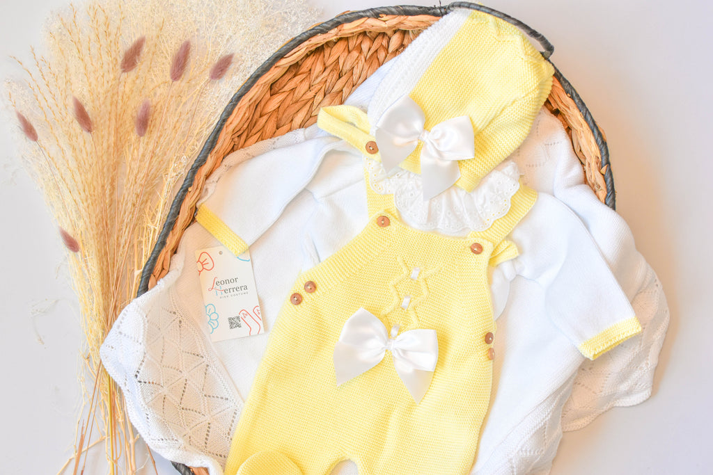 Romper Embroidered in Yellow