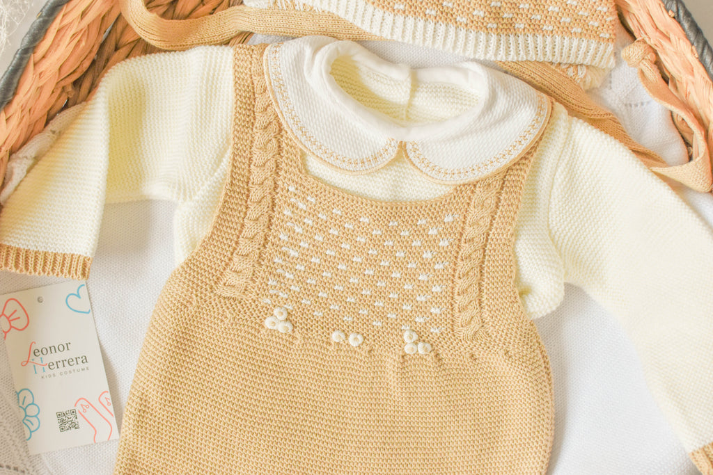 Knitted Newborn set in Light Brown