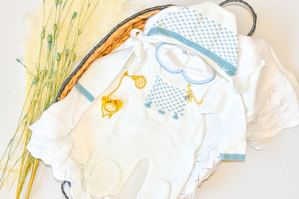 Knitted Newborn set in white Blue