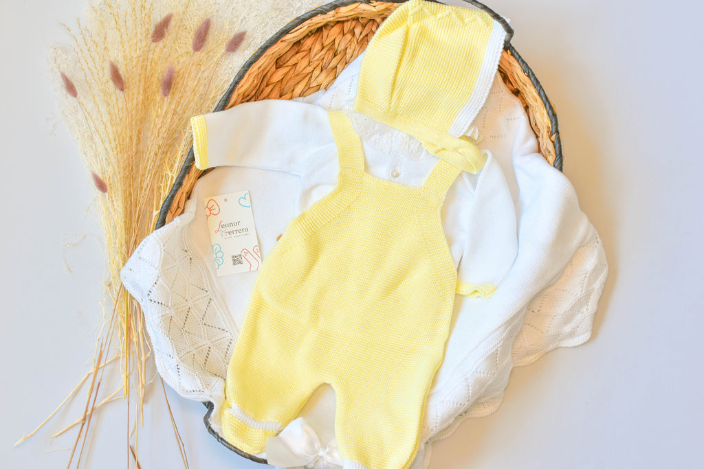 Romper Embroidered in Yellow