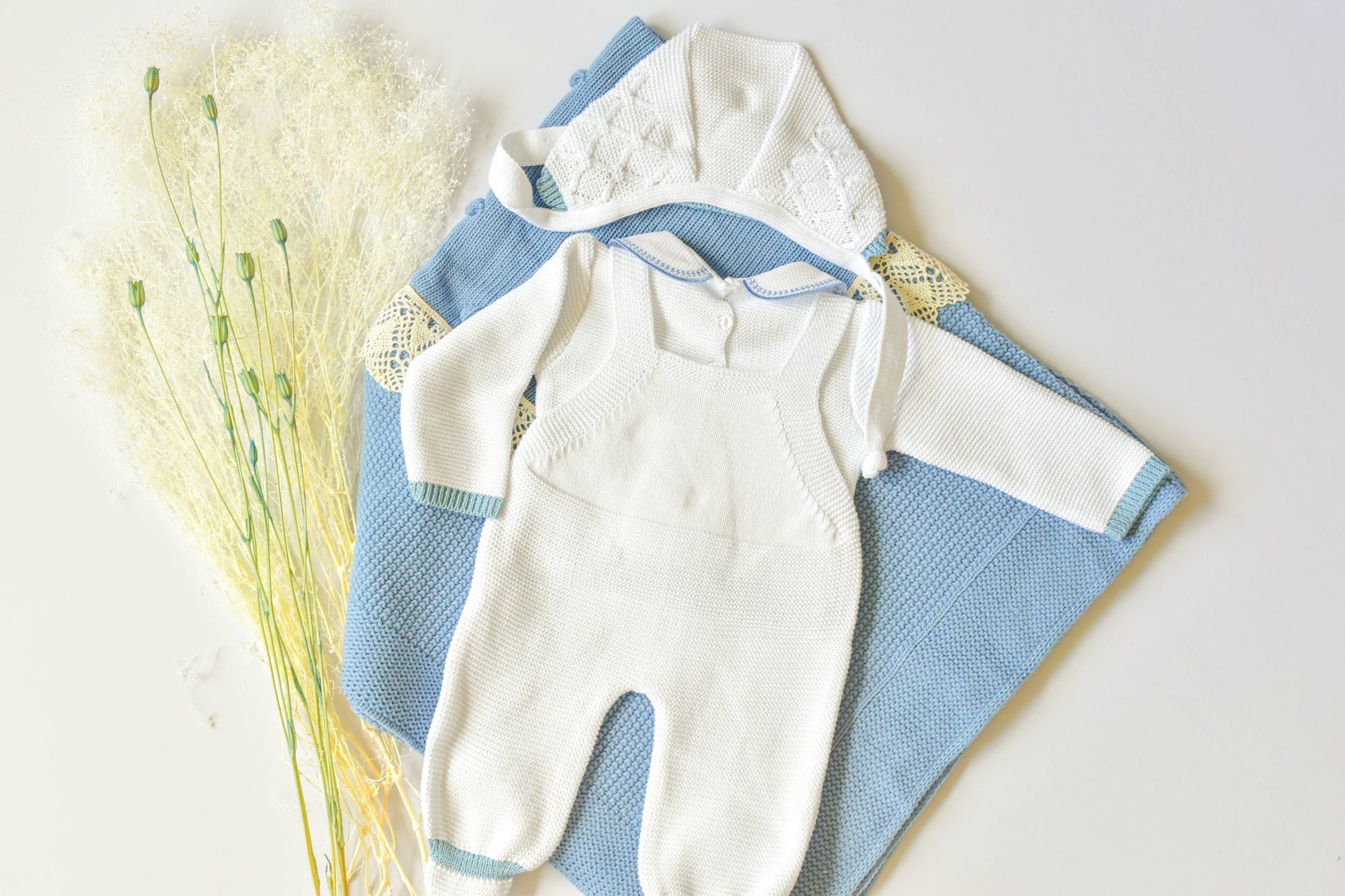 Knit Bunny in White - Blue