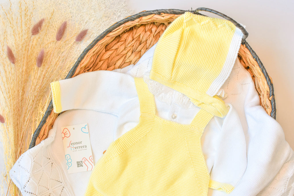 Romper Embroidered in Yellow
