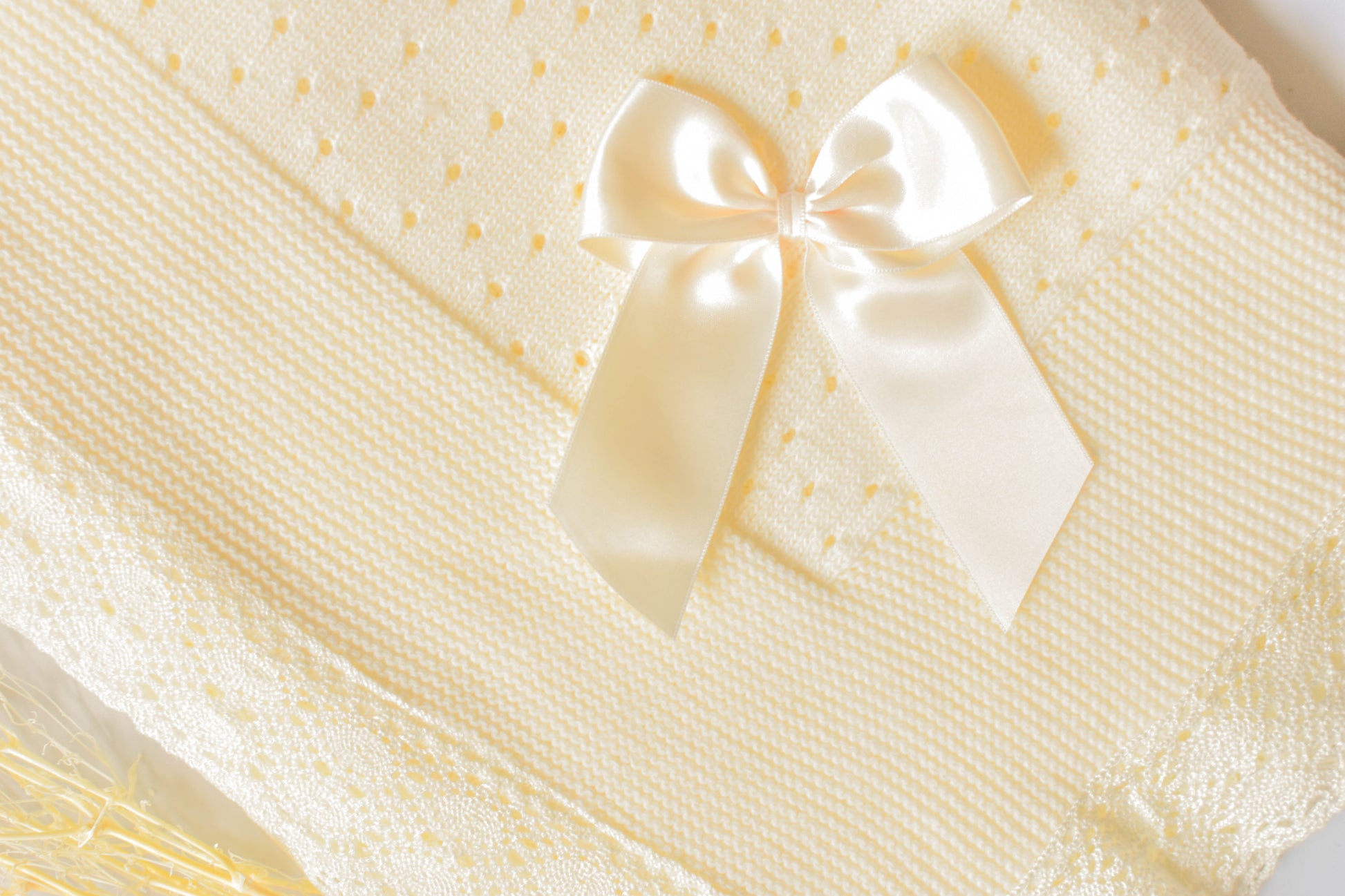 Luxury newborn blanket in Beige