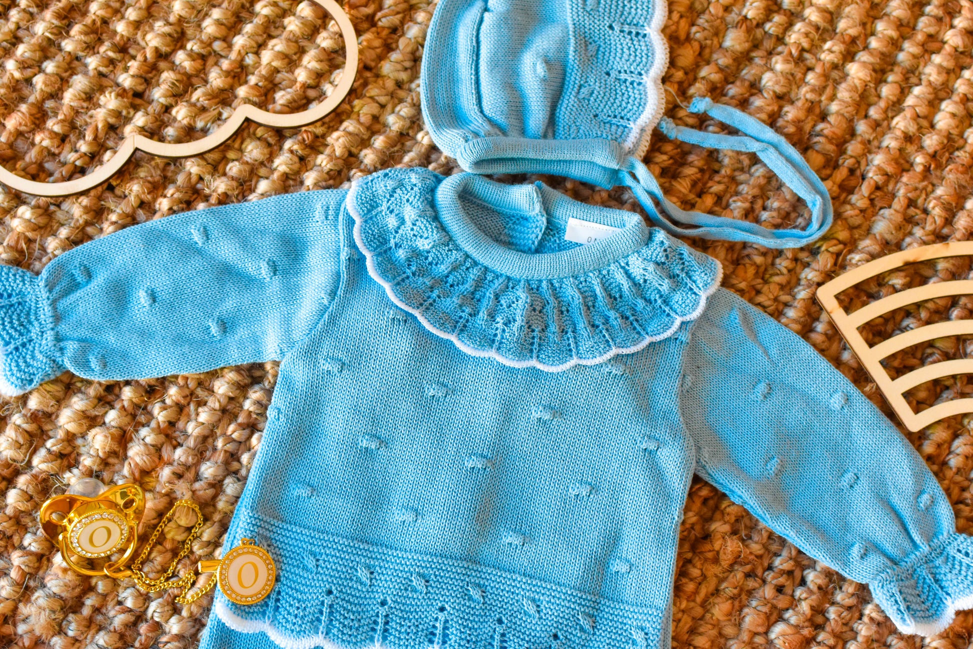 Knit Embroidered Collar Set in Blue