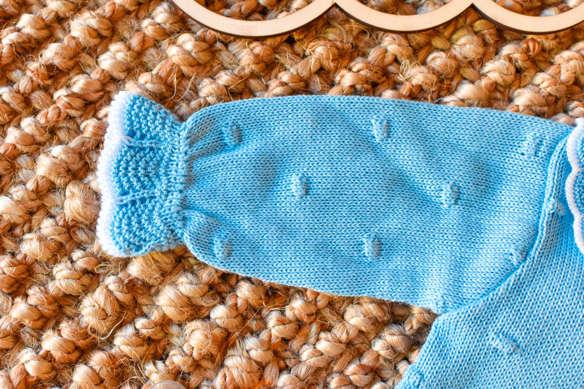 Knit Embroidered Collar Set in Blue