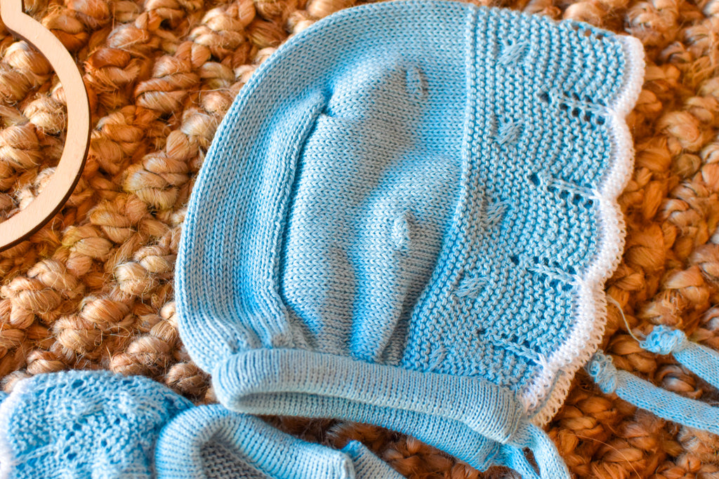 Knit Embroidered Collar Set in Blue