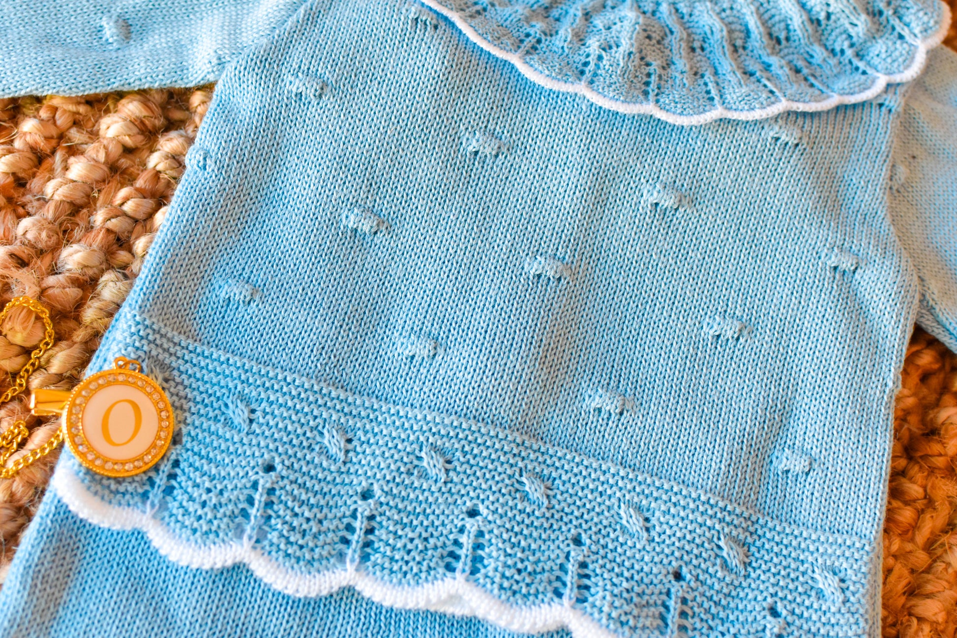 Knit Embroidered Collar Set in Blue