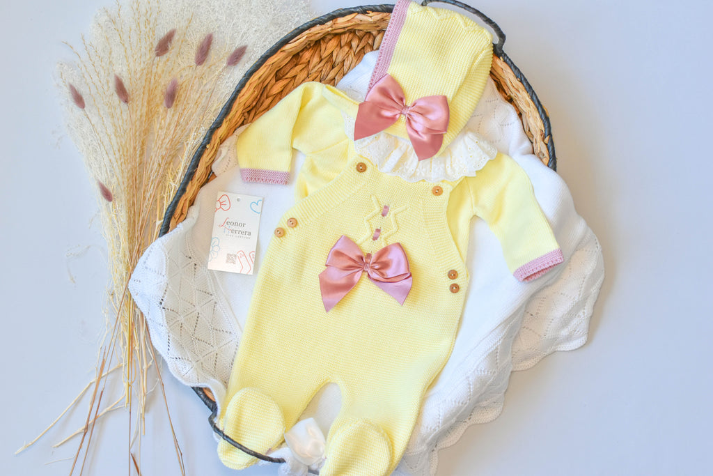 Romper Embroidered in Pink - Yellow