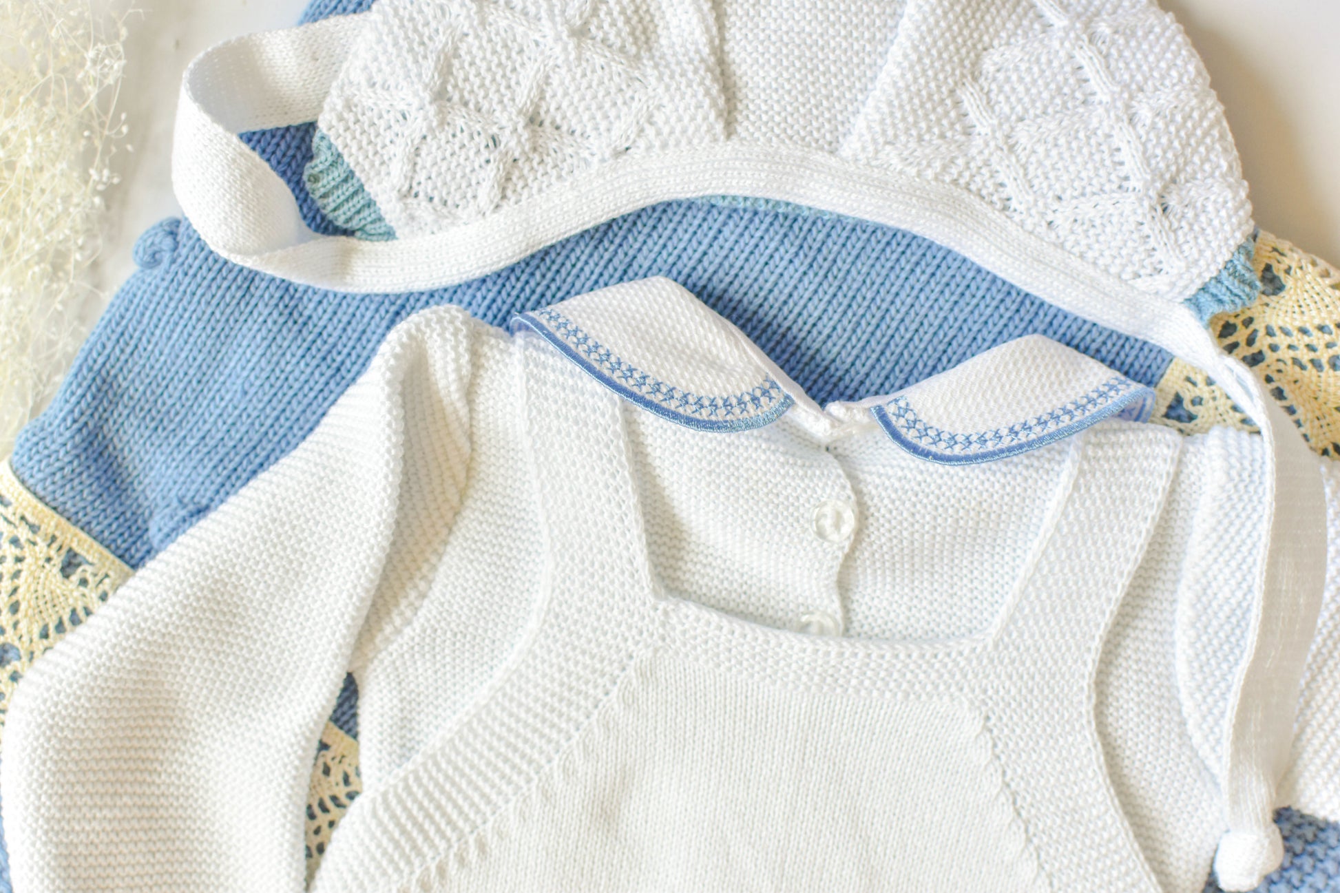 Knit Bunny in White - Blue