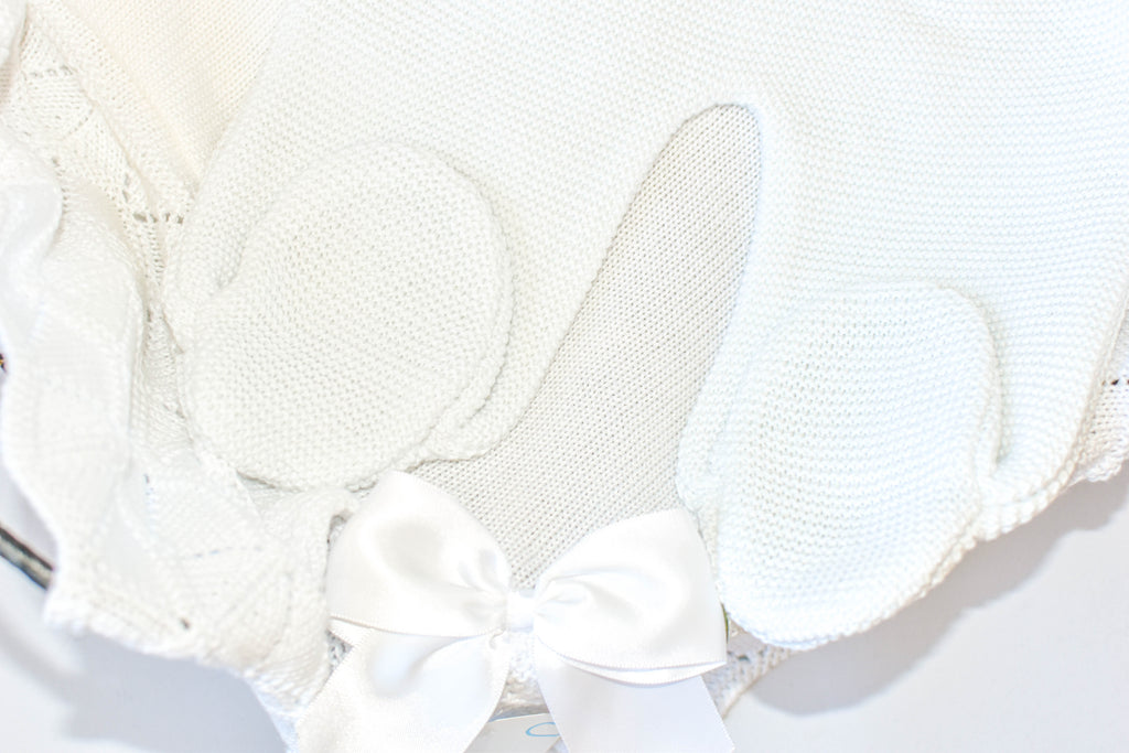 Knitted Newborn set in white Blue