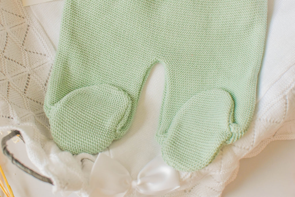 Knitted Newborn set in Green