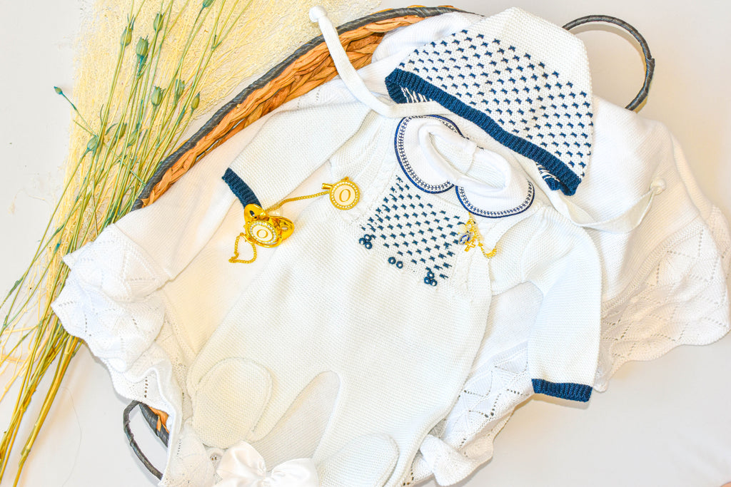 Knitted Newborn set in white Old Blue