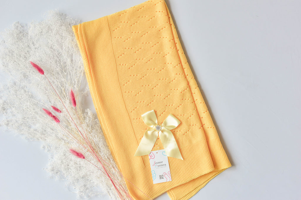 Blanket Lace in Yellow