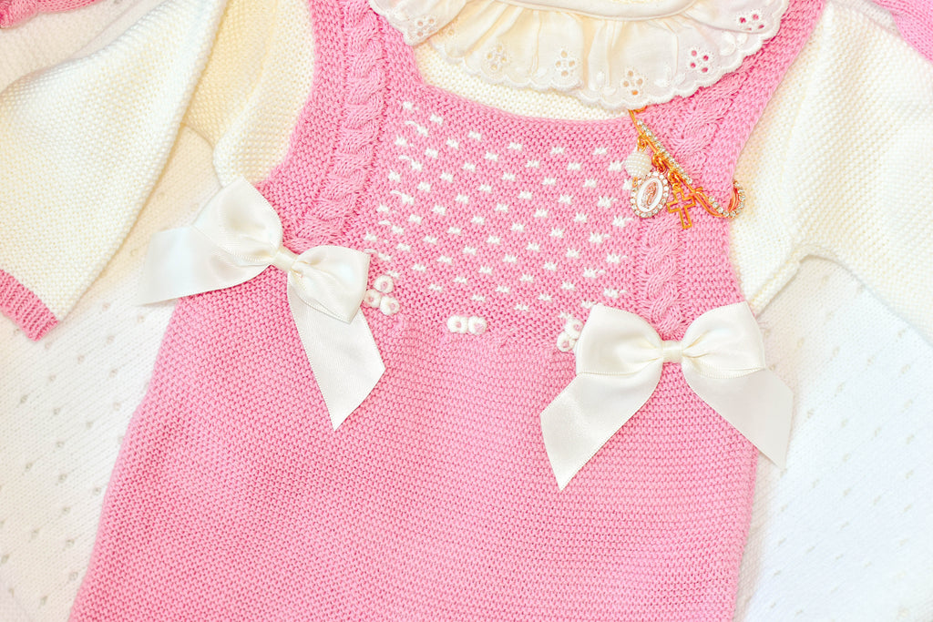 Knitted Newborn set in Old Pink