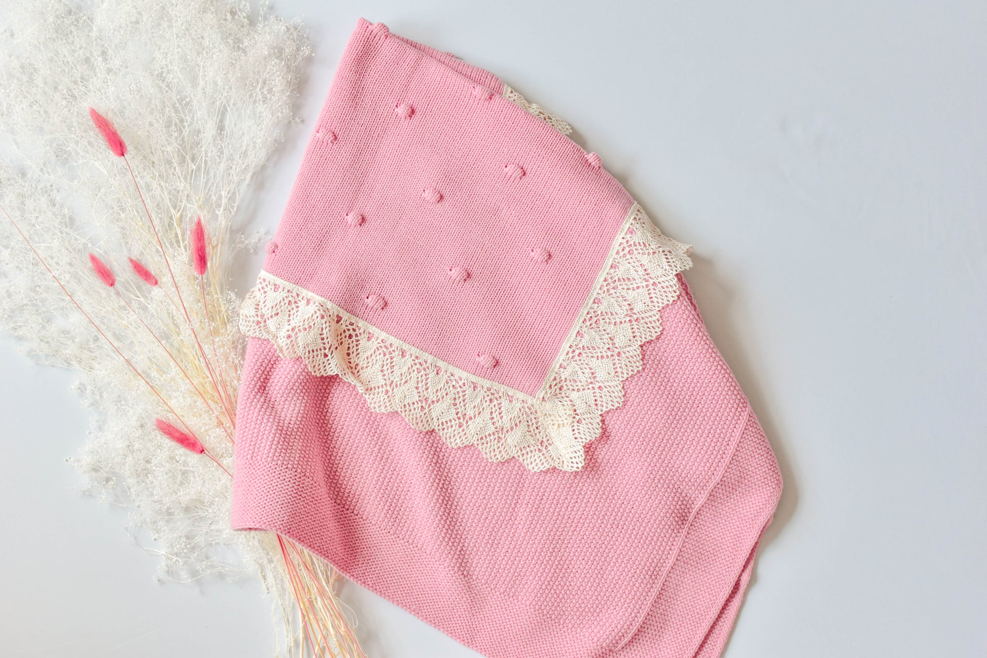 Blanket Point Lace in Old Pink