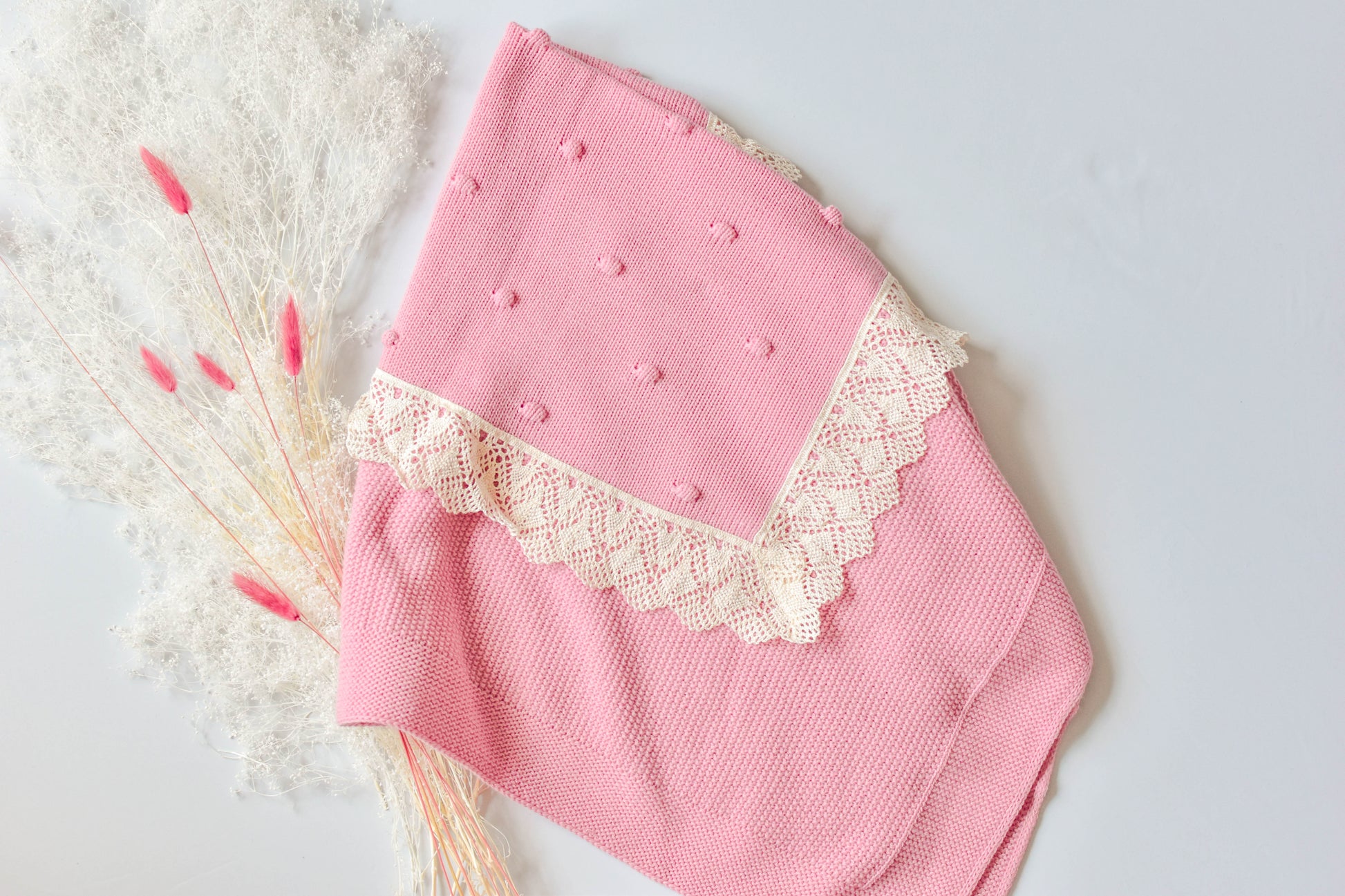 Blanket Point Lace in Old Pink