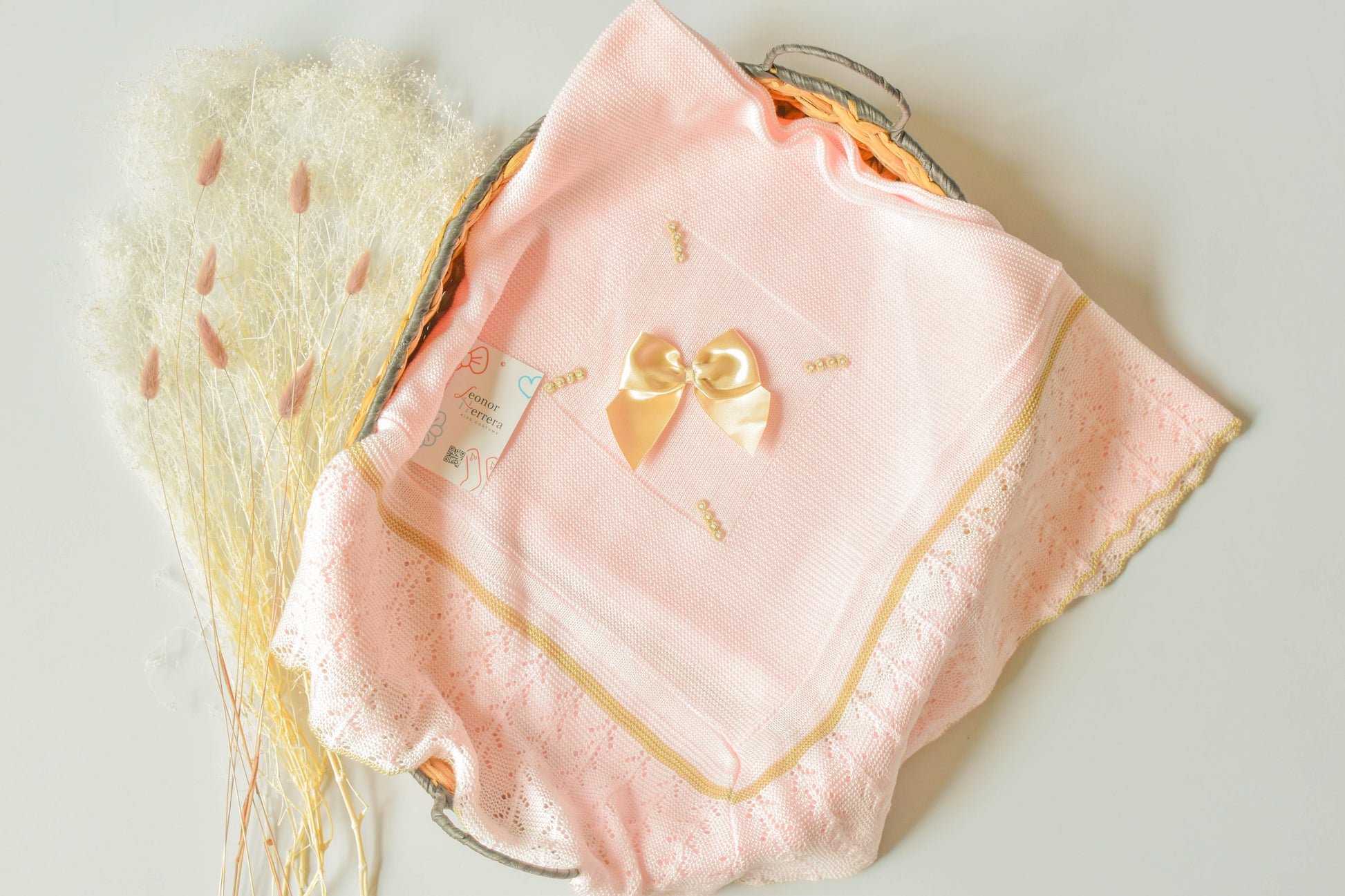 Blanket Embriodery Bow in Pink