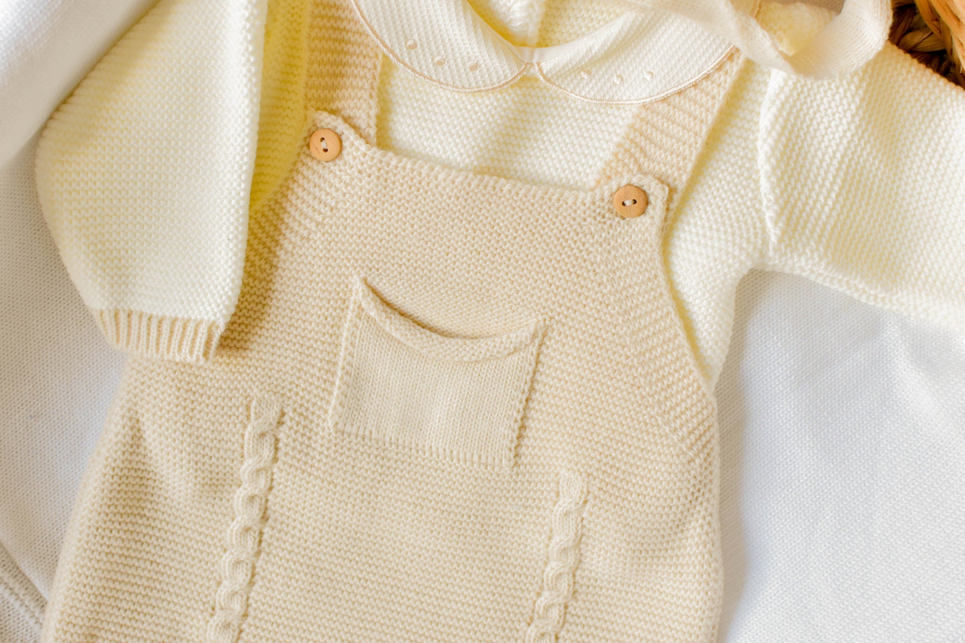 Knit Pocket in Beige