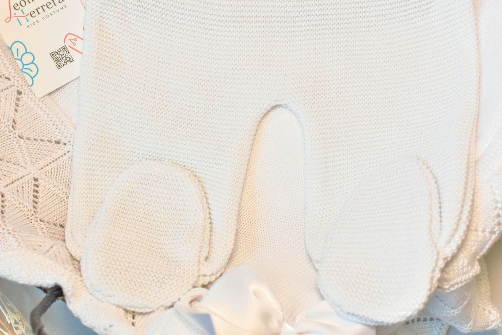 Knitted Newborn set in White - Purple