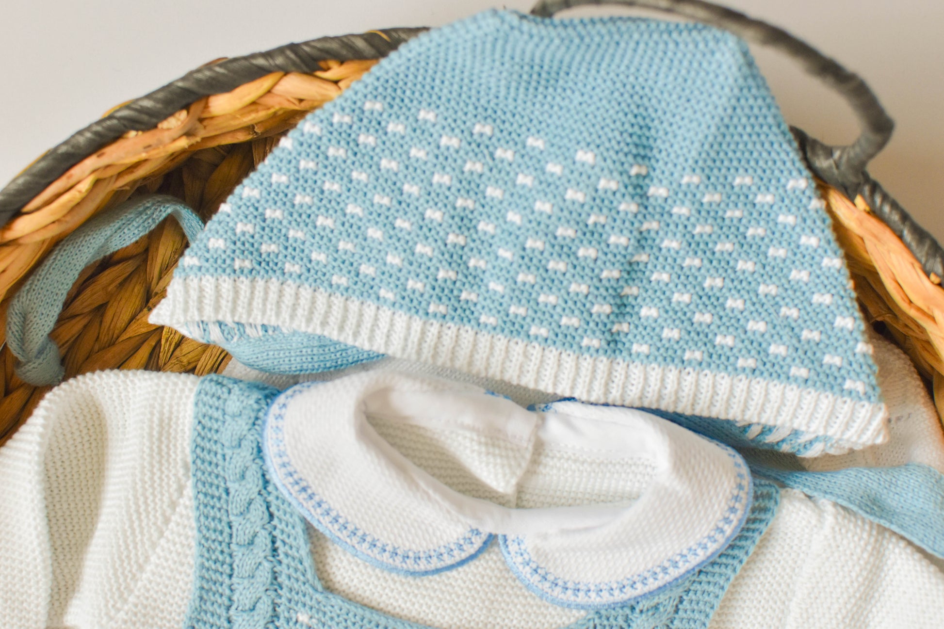 Knitted Newborn set in Blue