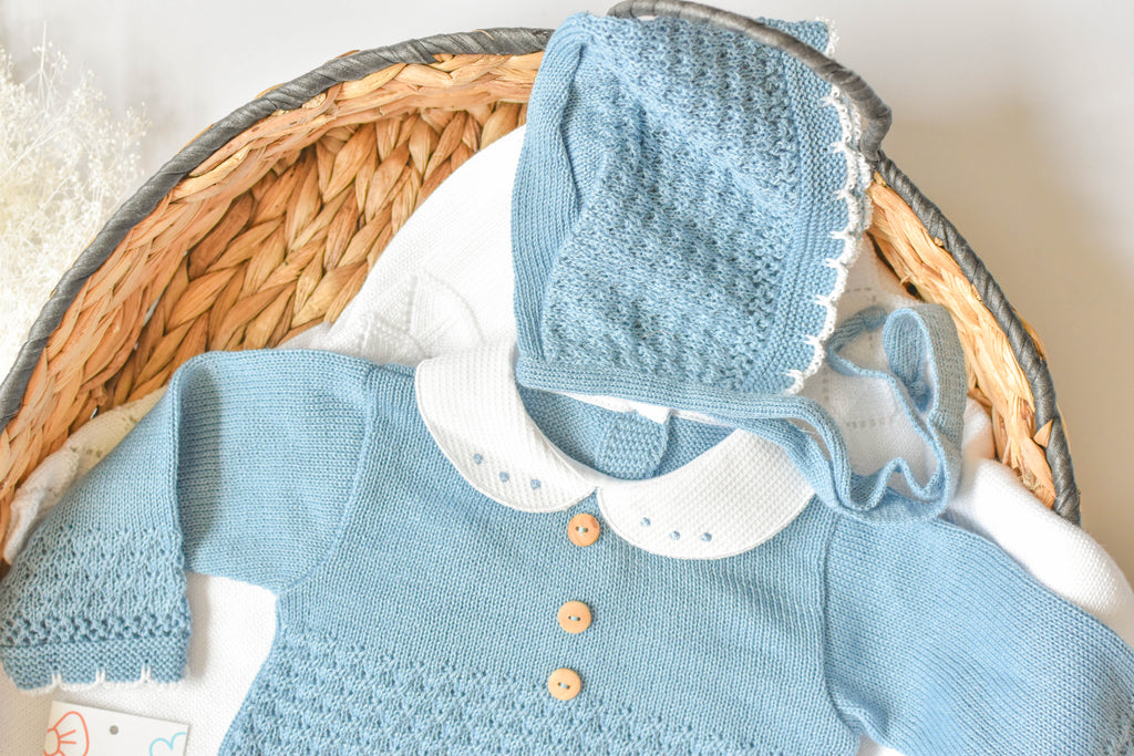 Knit Newborn Buttons Set in Blue - White