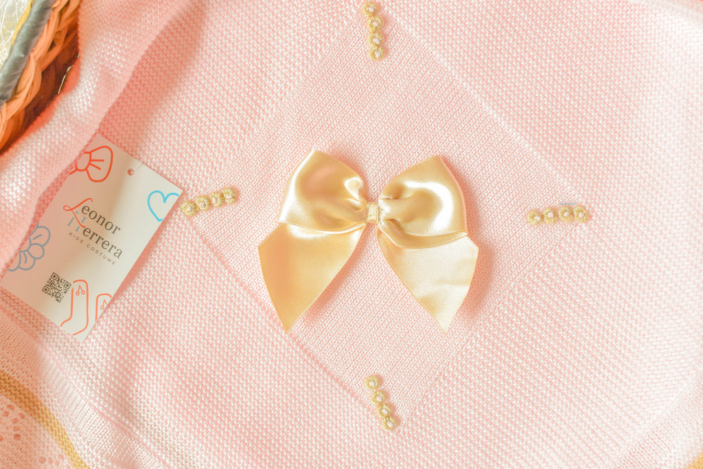 Blanket Embriodery Bow in Pink