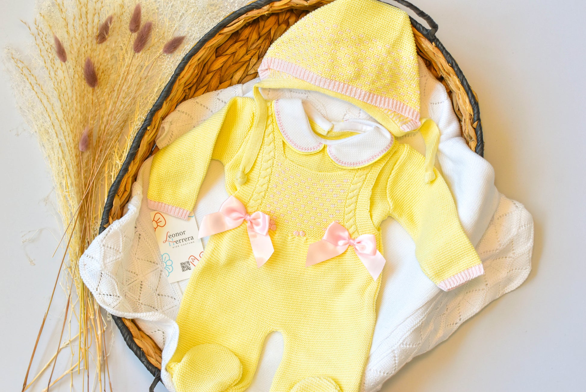 Knitted Newborn Girl set Yellow