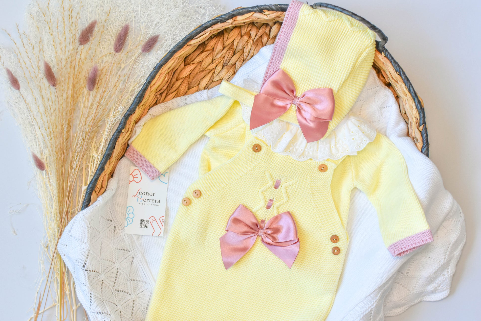 Romper Embroidered in Pink - Yellow