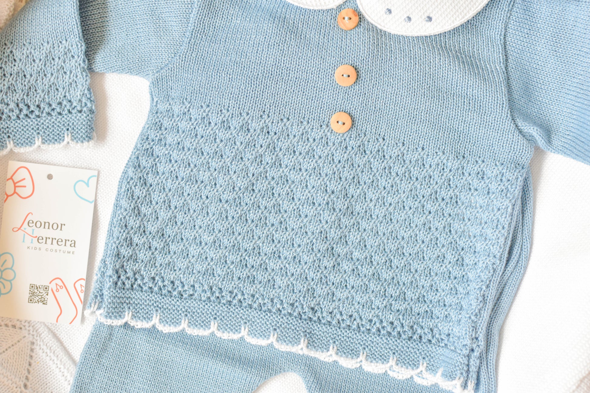 Knit Newborn Buttons Set in Blue - White