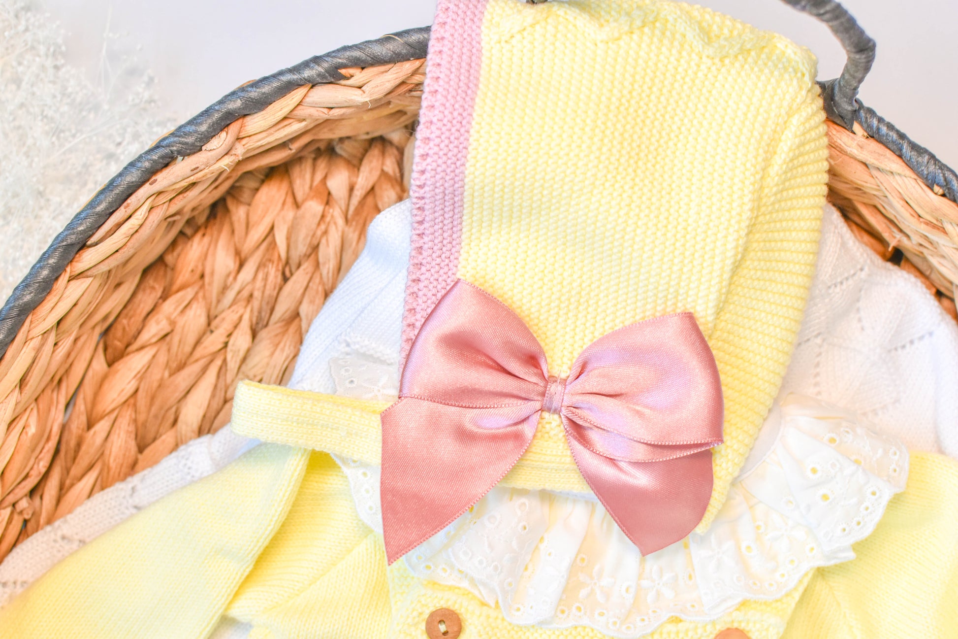 Romper Embroidered in Pink - Yellow