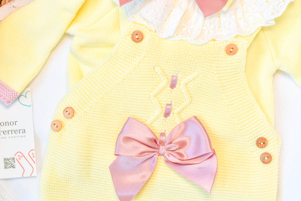 Romper Embroidered in Pink - Yellow