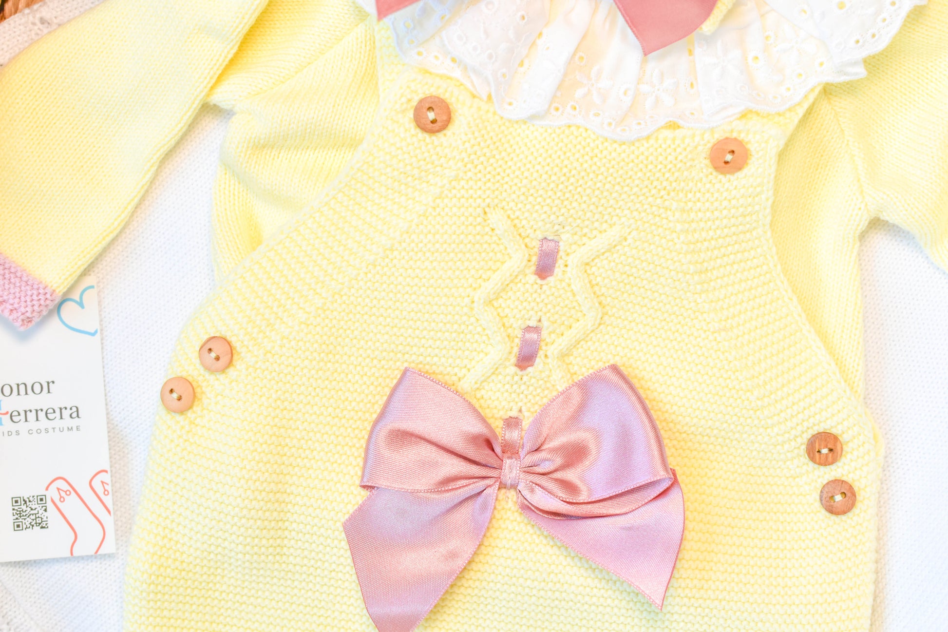 Romper Embroidered in Pink - Yellow